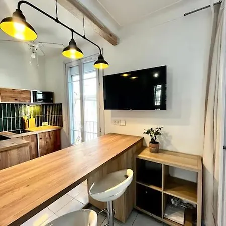 De Charme Hyper Centre Apartment